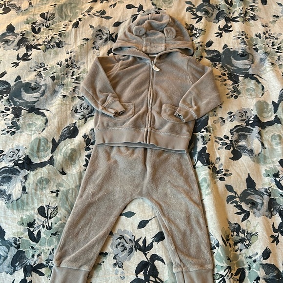 Carter’s Bear Ear Hoodie & Sweatpants Set - Sz 12 M - Picture 1 of 5